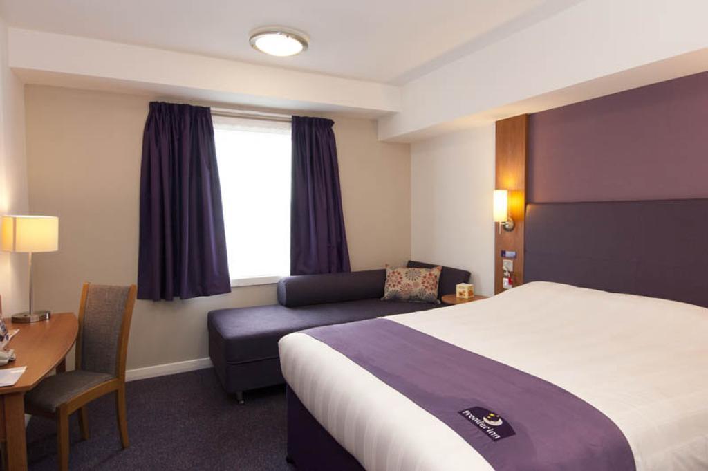 Premier Inn Edinburgh Airport - Newbridge Hotel Newbridge (Lothian)